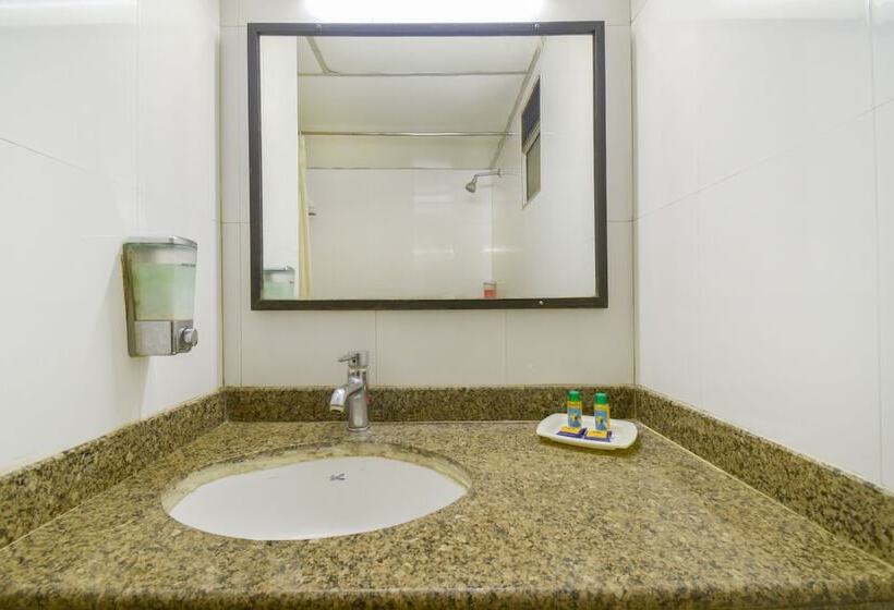 Fabhotel Ashish Plaza