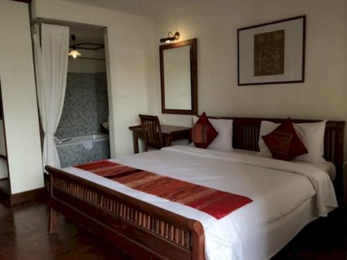 בית מלון כפרי Avilla Phasouk