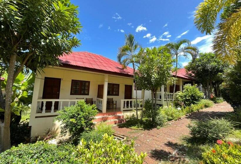 호텔 Bounty Resort