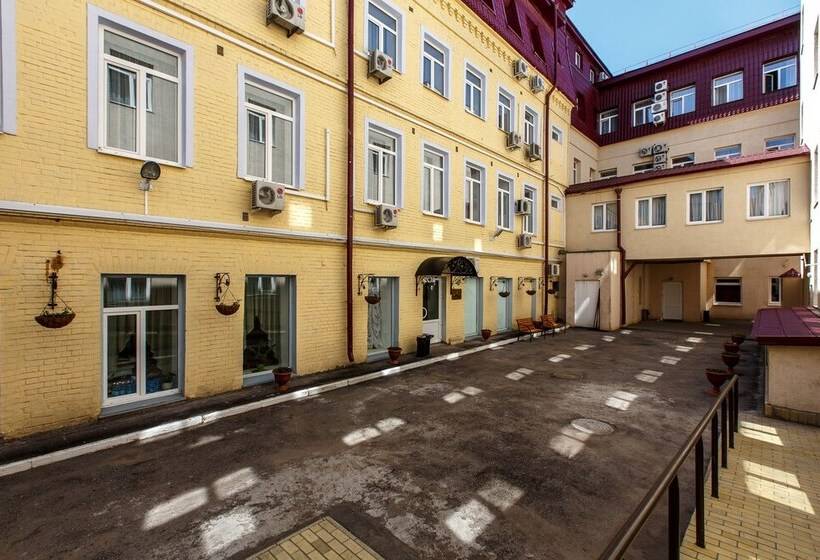 ホテル Bristol Zhiguly