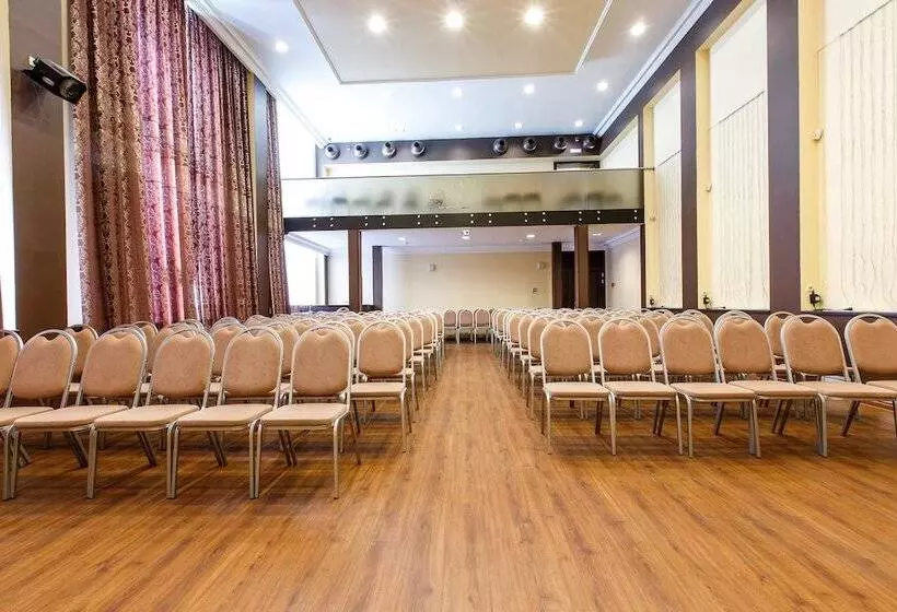 호텔 Bristol Zhiguly