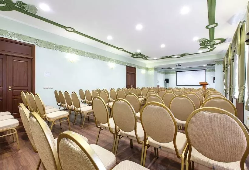 호텔 Bristol Zhiguly