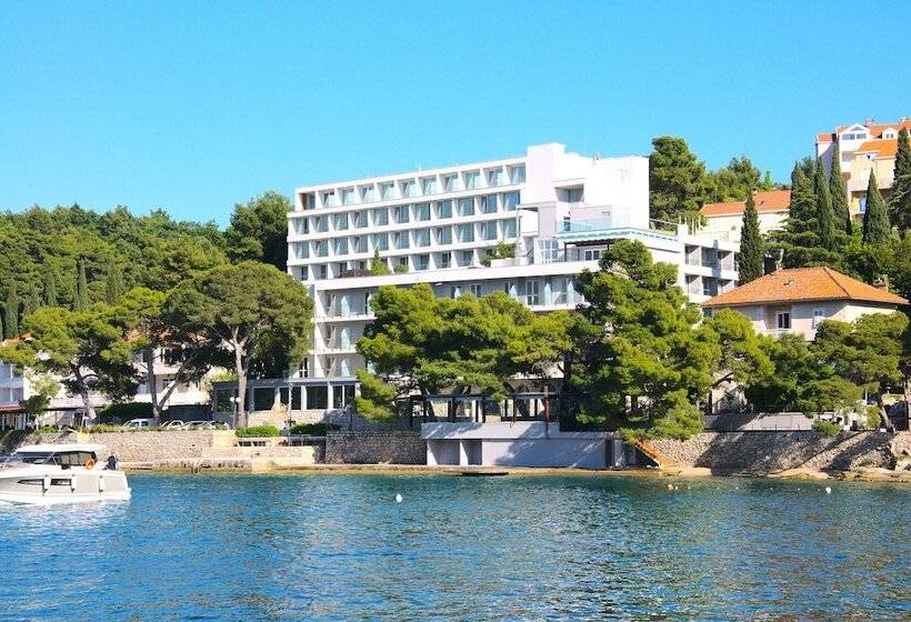 هتل Cavtat