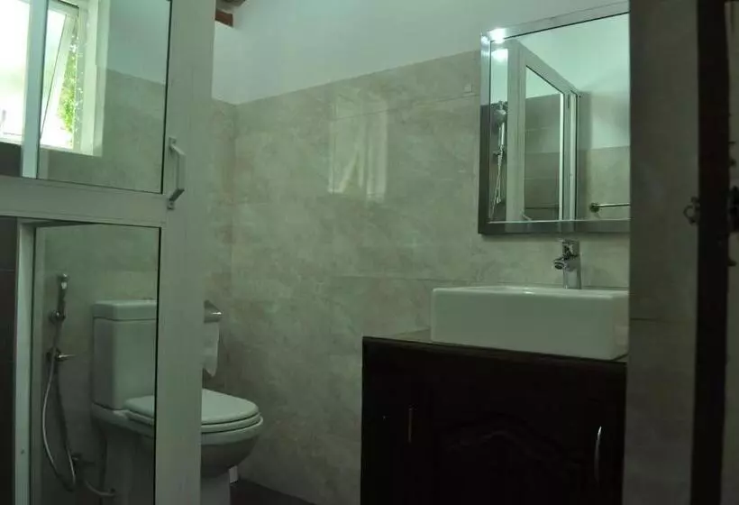 Hotel Dions Guest House