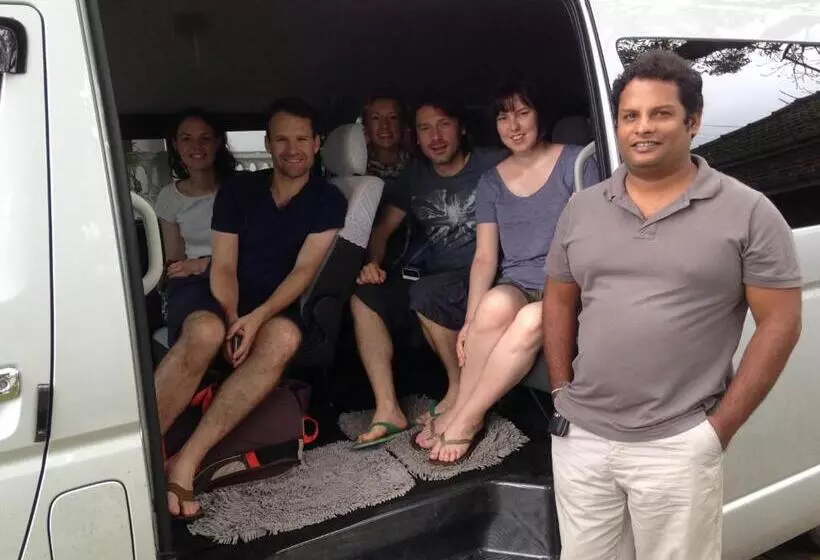 Hotel Dions Guest House