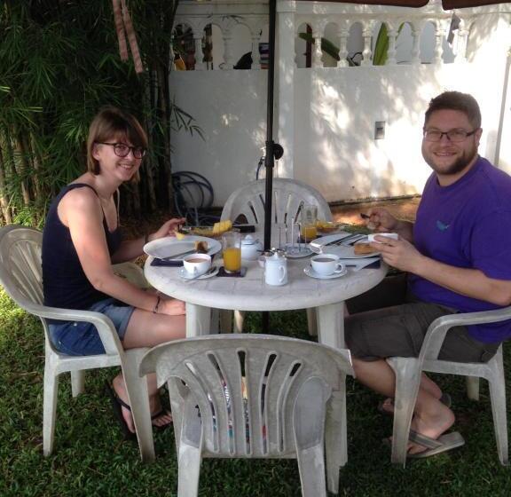 בית מלון כפרי Dions Guest House