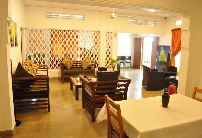 בית מלון כפרי Dions Guest House