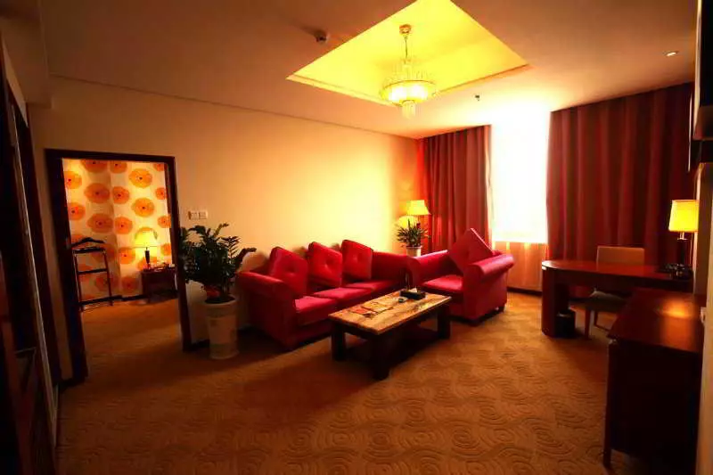 فندق F Formerly Ming Tian Inn Long Hua Branch