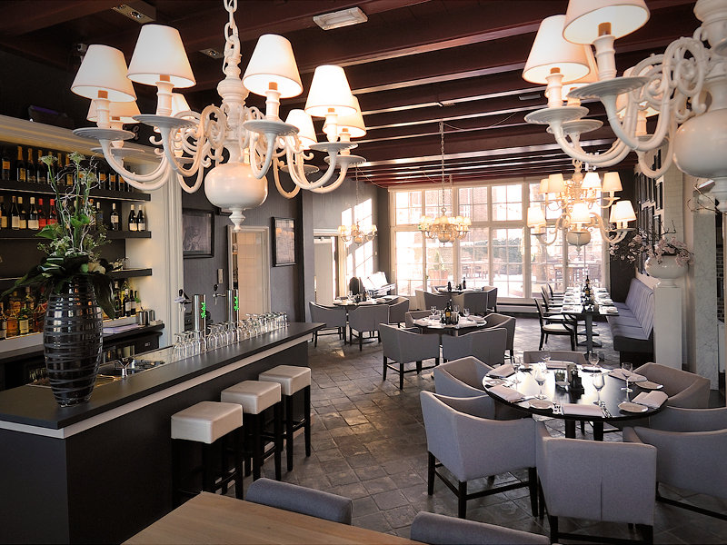 Hotel Het Raedthuys Restaurant & Suites