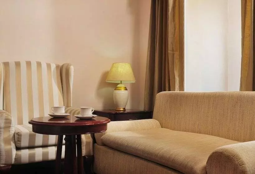 فندق Le Roi Corbett