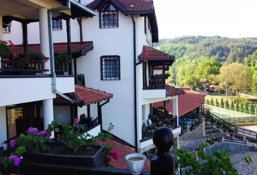 Hotell Manastir Berovo