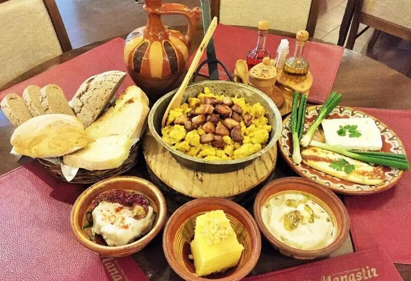 Hotell Manastir Berovo