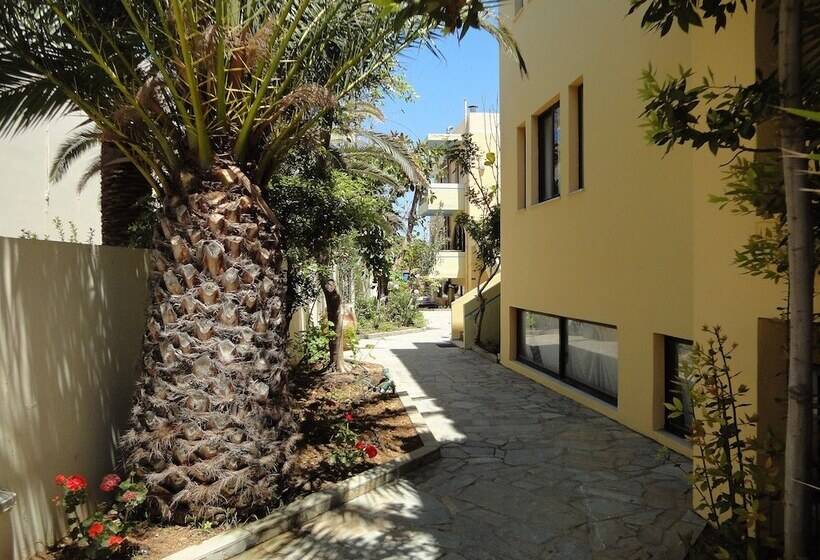 فندق Minerva Beach