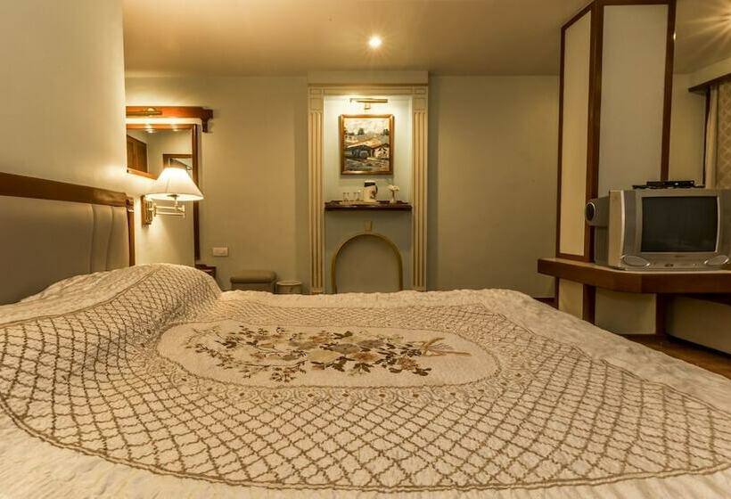 Hotel Nahar Nilgiris