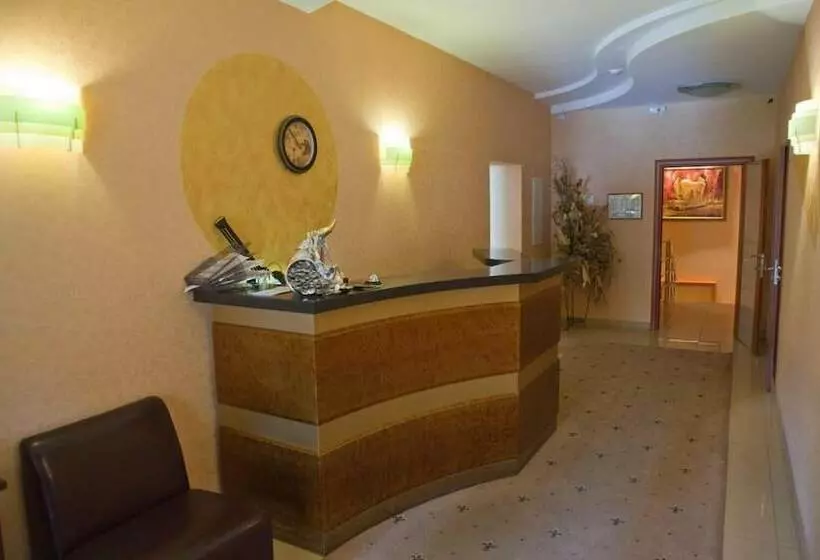 בית מלון כפרי Residence Troya