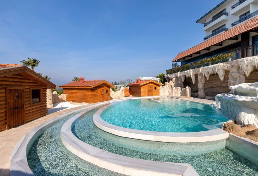 هتل Royal Teos Thermal Resort Clinic & Spa   Halal