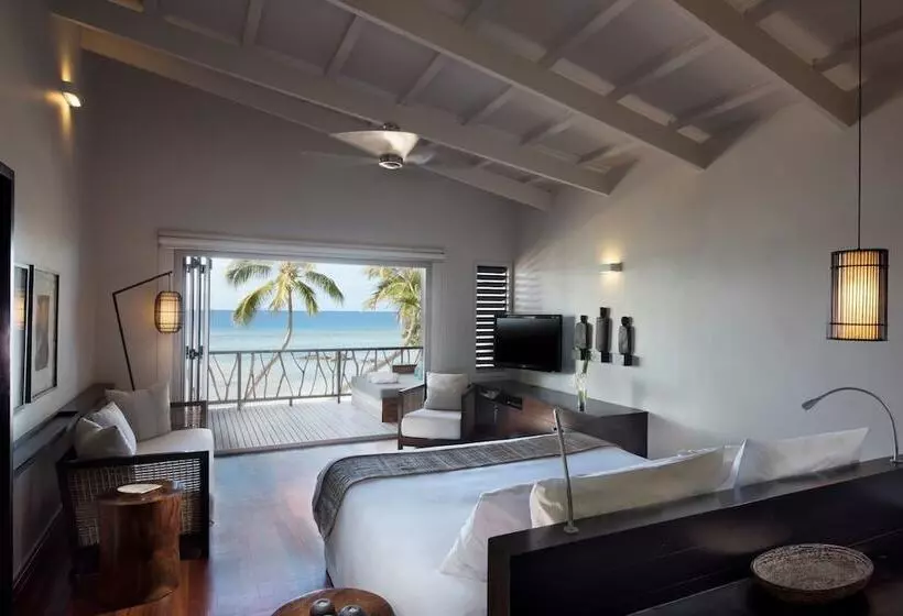 Hotel Tadrai Island Resort