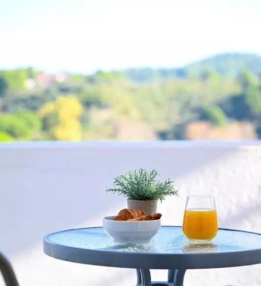 Petra Nera Skiathos, Philian Hotels & Resorts