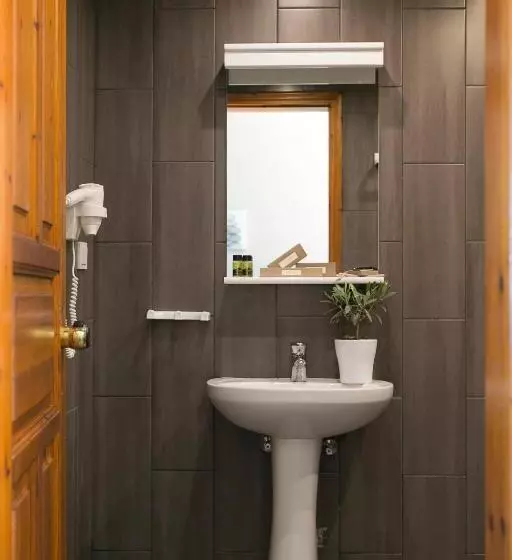 Petra Nera Skiathos, Philian Hotels & Resorts