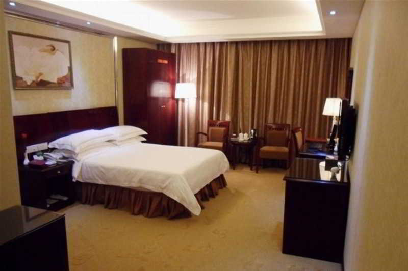 Отель Vienna Chimelong Park