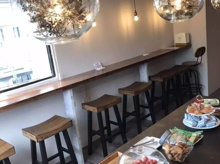 پانسیون Sun Moon Lake Loft Inn
