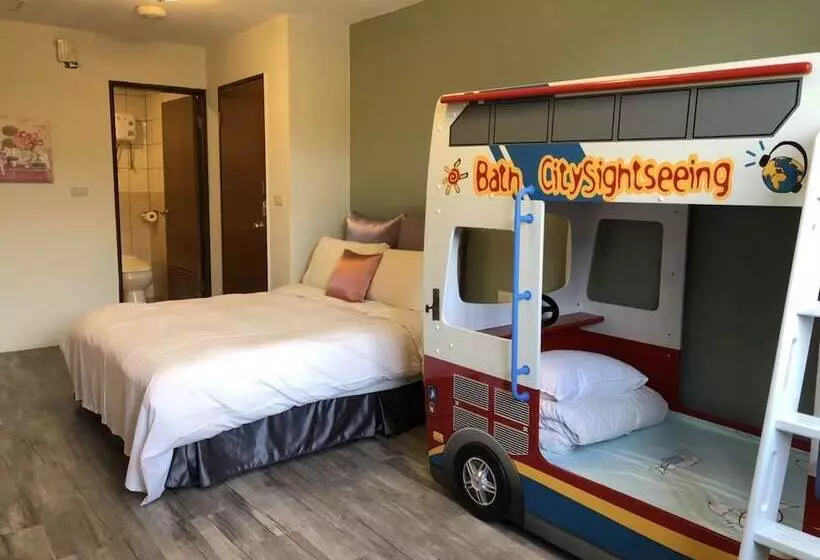 پانسیون Sun Moon Lake Loft Inn