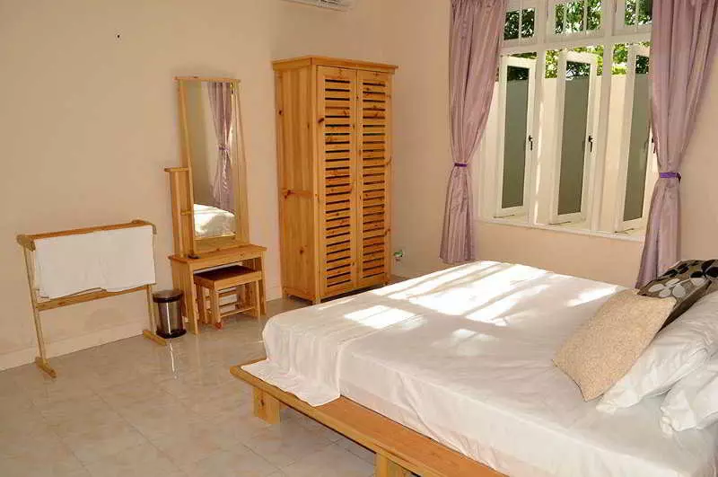 پانسیون Holiday Lodge Maldives