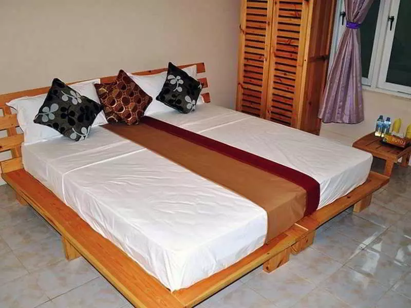 پانسیون Holiday Lodge Maldives