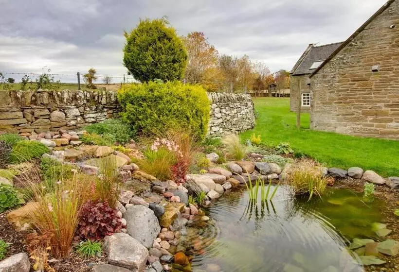 Home Farm B&b   Poppy Room