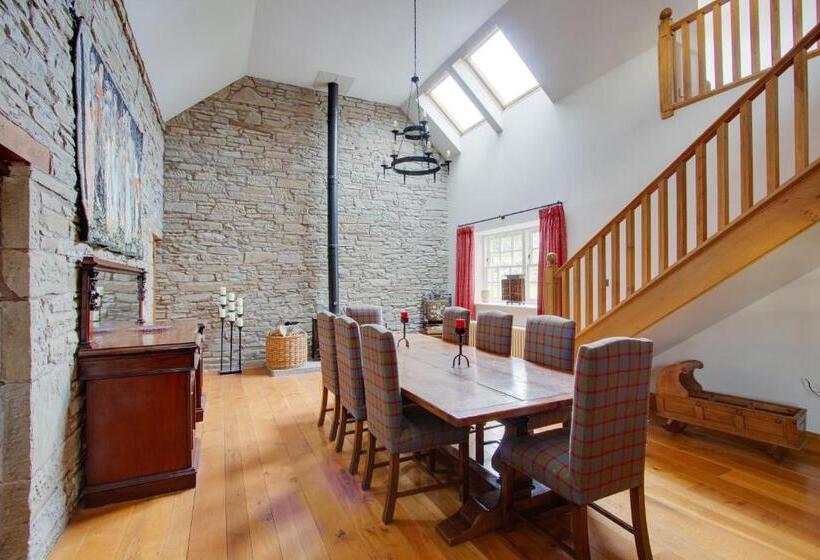 Home Farm B&b   Poppy Room