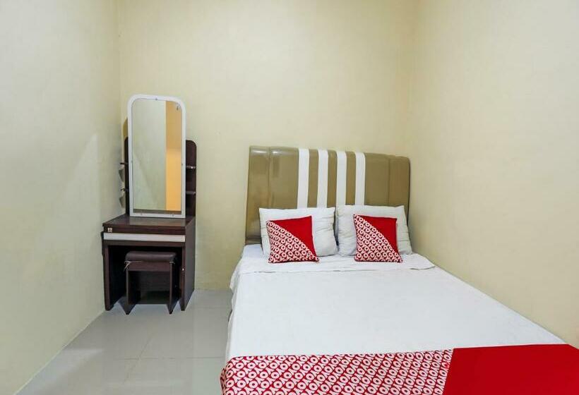 בית מלון כפרי Koolkost Near Nagoya Citywalk Batam 3