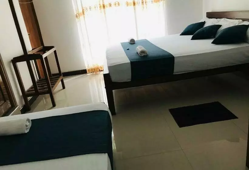 ホテル Miyonra   Anuradhapura