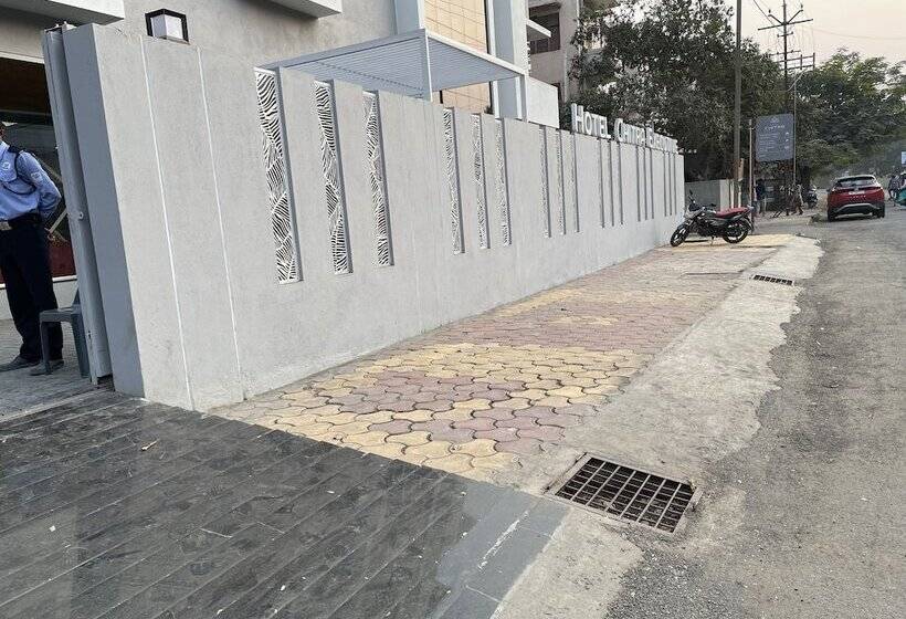 Hotel Chitra Executive