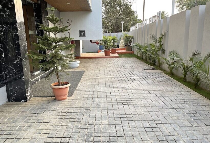 Hotel Chitra Executive