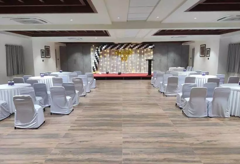 Hotelli Chitra Executive