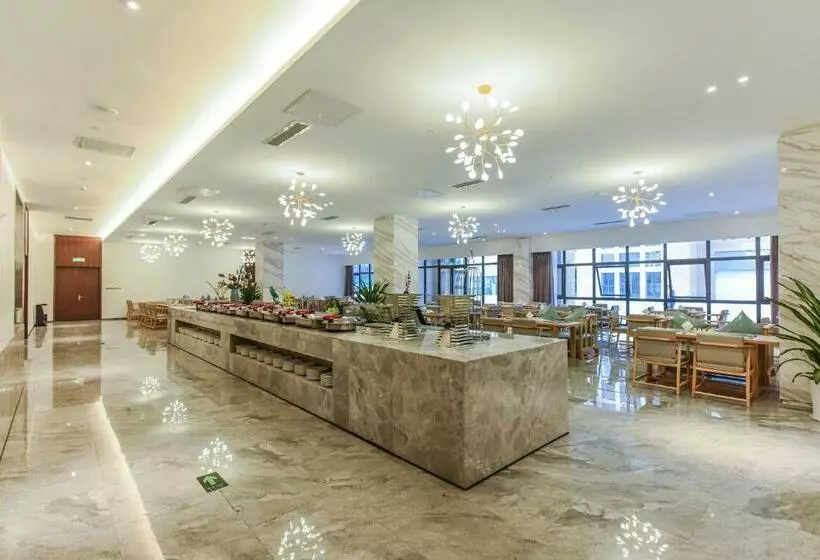 Hotelli Ewing International Airlines