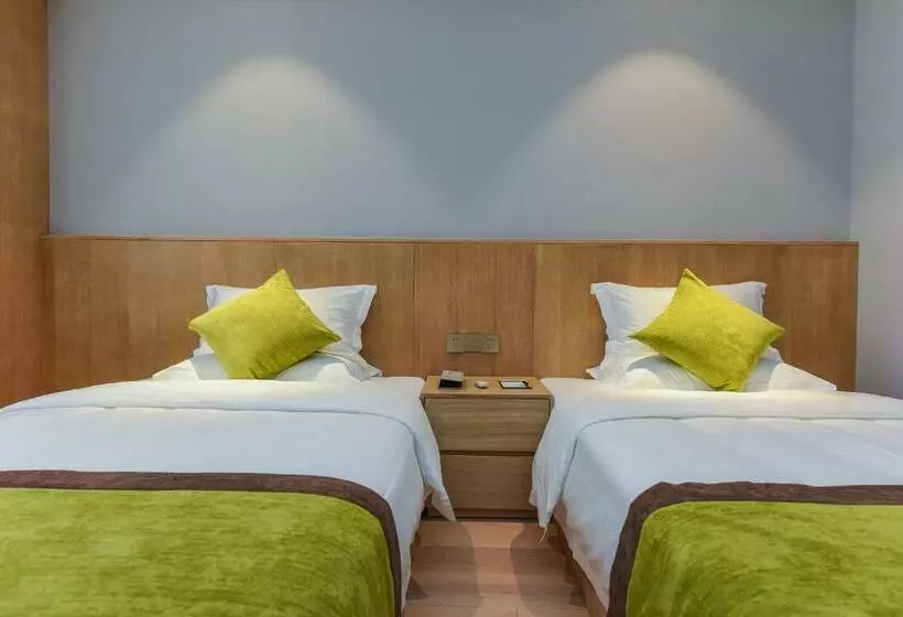 Hotelli Ewing International Airlines