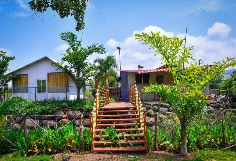 호텔 Giri Sarovar Resort