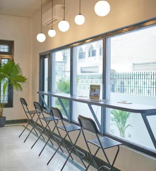 ホテル Poshtel Vns