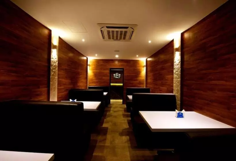 Hotelli The Aksa