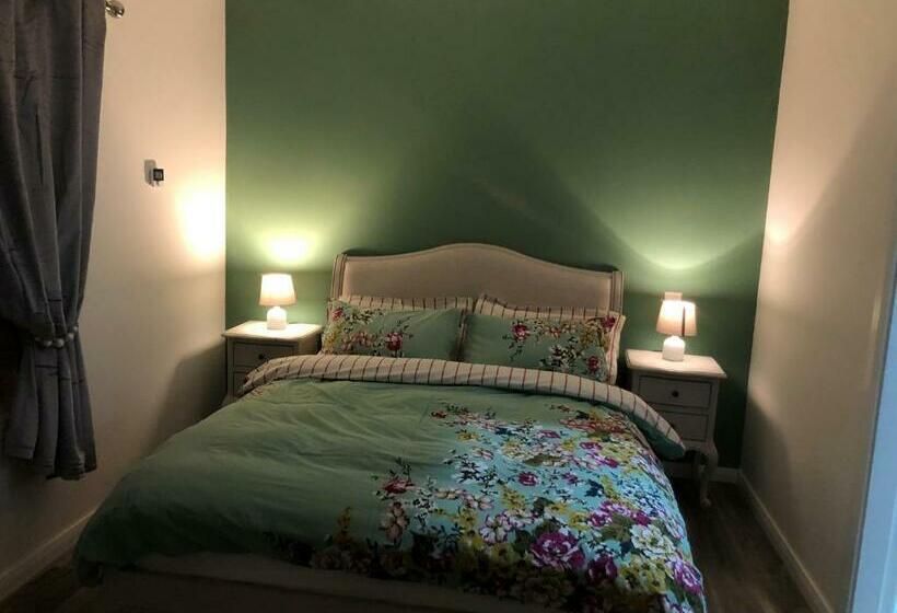 Kearney S Cottage B&b