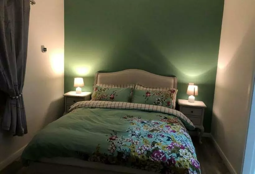 Kearney S Cottage B&b