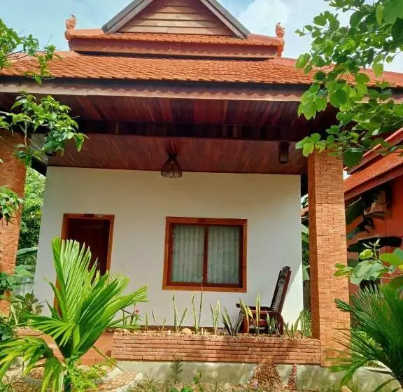 پانسیون The P2 Kep Guesthouse