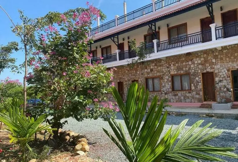 پانسیون The P2 Kep Guesthouse
