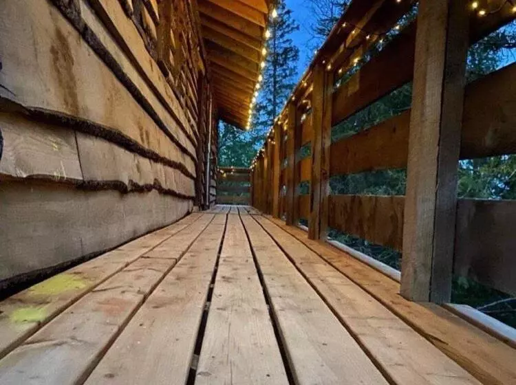 Lomakeskus Entre Lemoine Et L Arbre