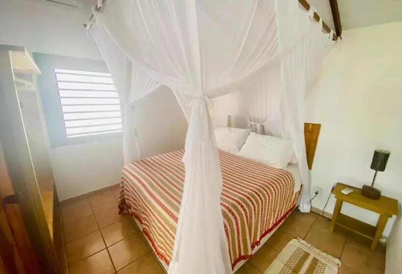 ユースホステル Pousada Vila Dendê