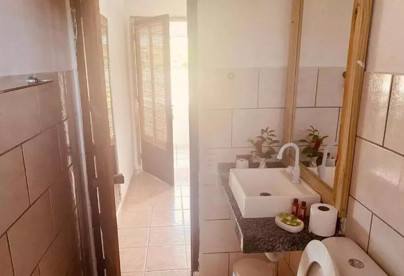 ユースホステル Pousada Vila Dendê
