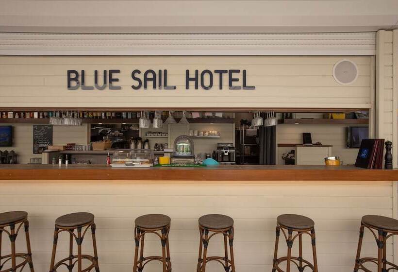 هتل Blue Sail