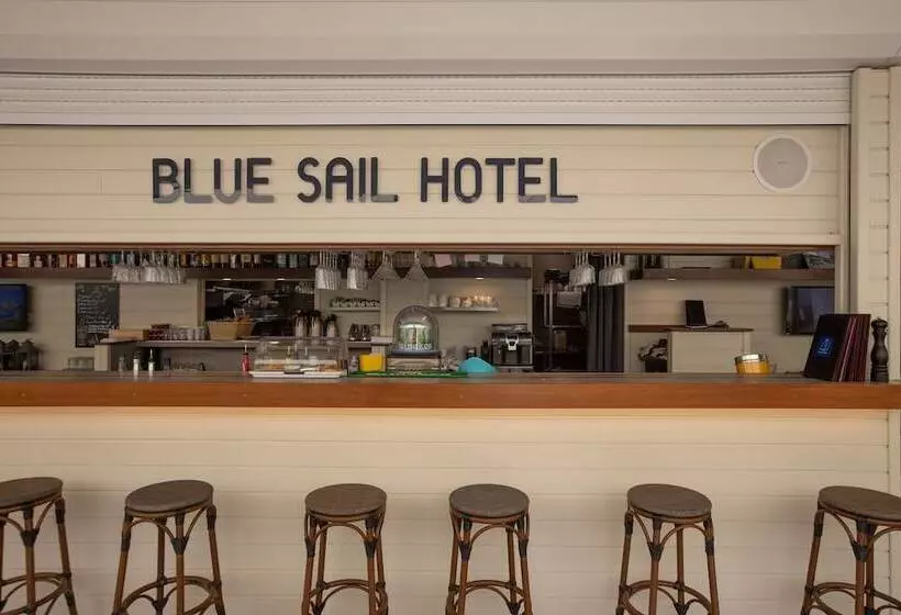 هتل Blue Sail