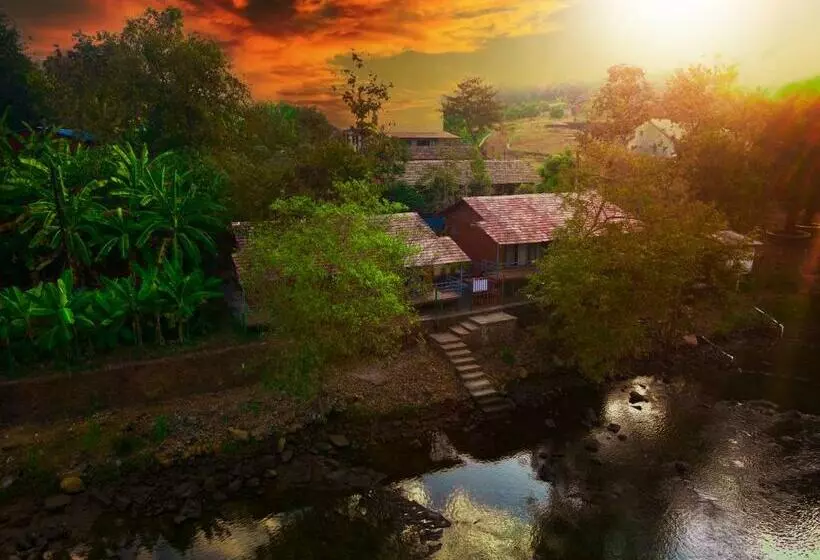 リゾートホテル Saveda Farm & Cottages